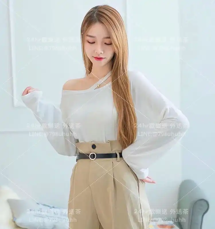 連江個工 Charlotte